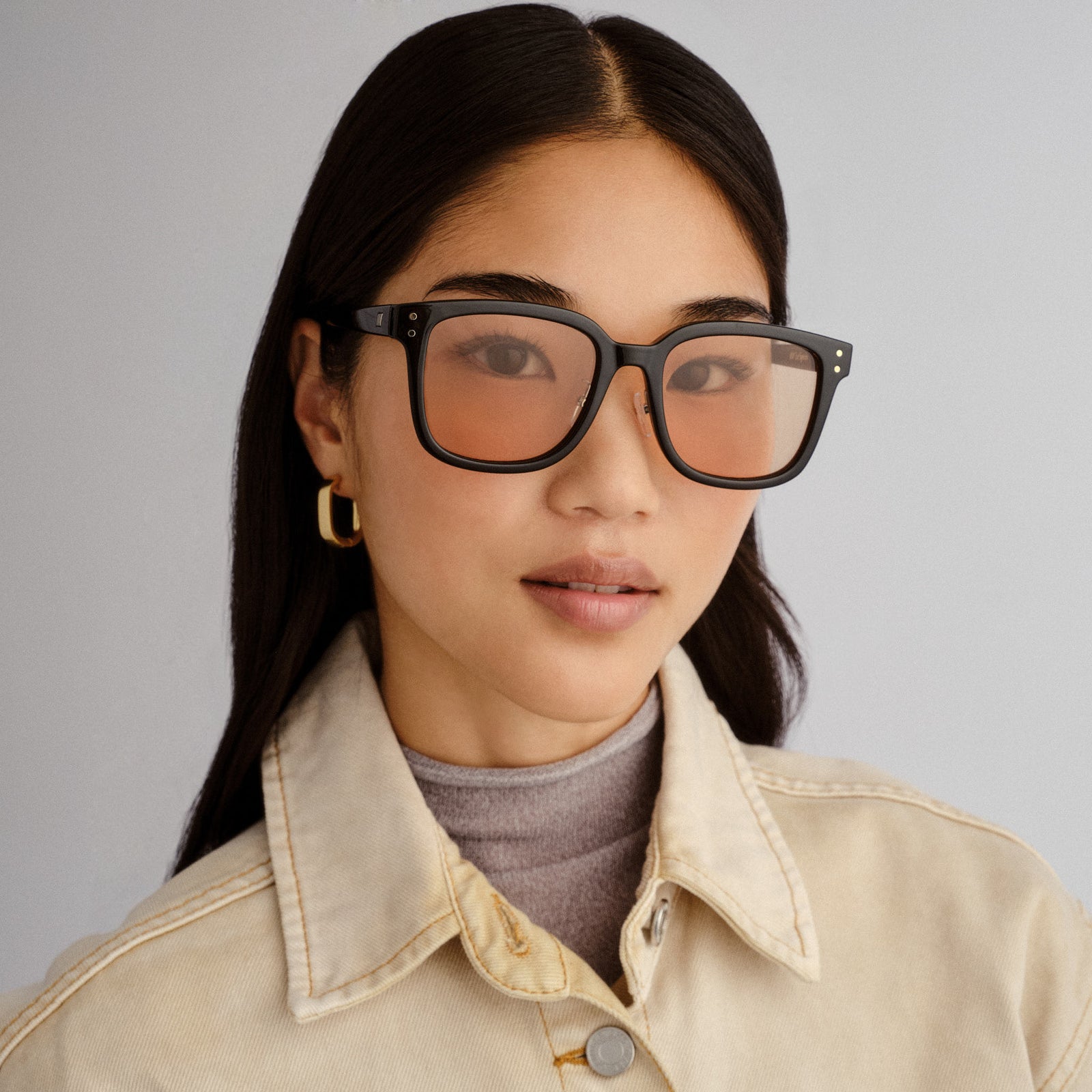 Le Domino + Black Female Square Sunglasses | Le Specs