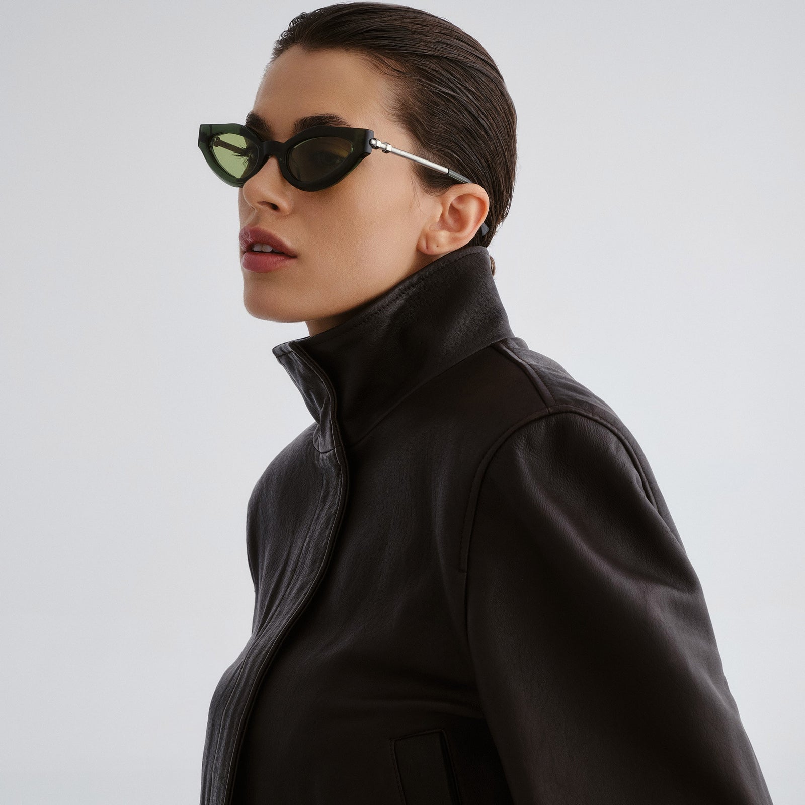 Freigeist Dark Green Uni-Sex Cat-Eye Sunglasses | Le Specs