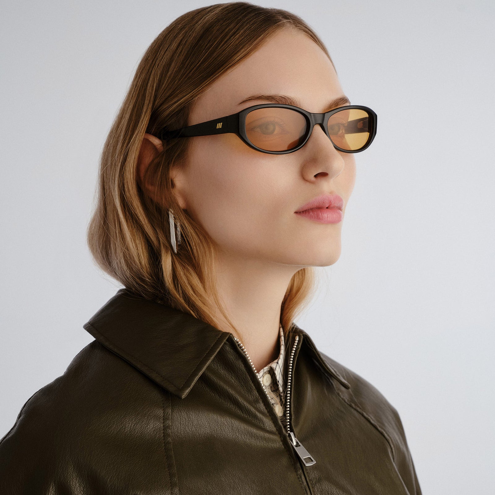 Dont Cha Black Uni-Sex Oval Sunglasses | Le Specs
