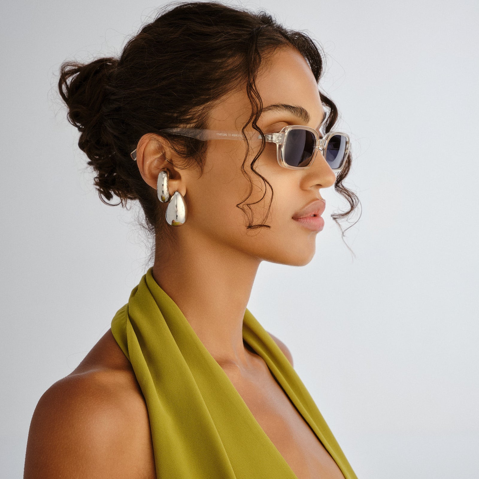 Pilferer Pewter Uni-Sex Rectangle Sunglasses | Le Specs