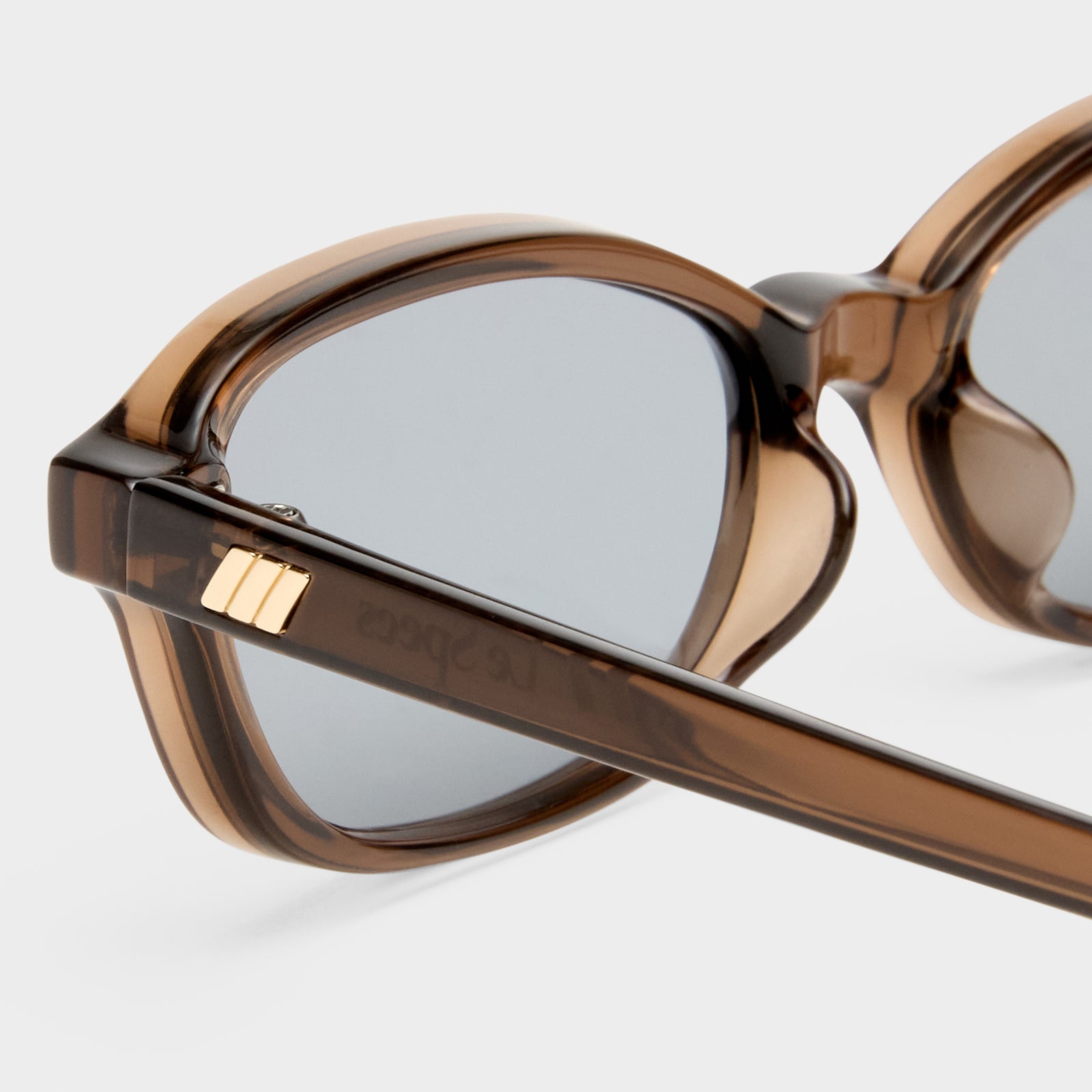 Honey Pot Cocoa Female Rectangle Sunglasses | Le Specs