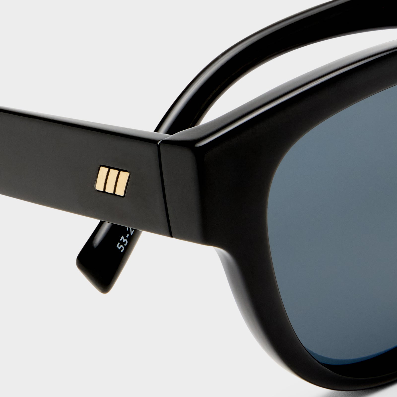 Majestic Black Female Round Sunglasses | Le Specs