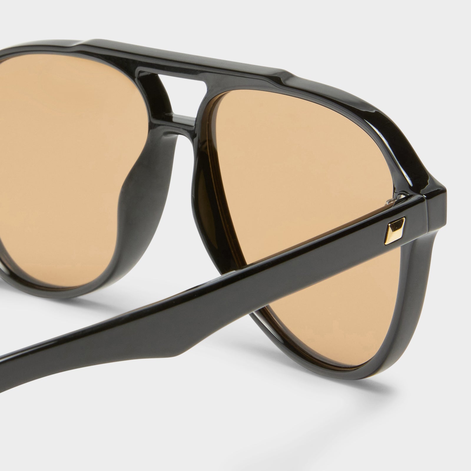 Tragic Magic Black Uni-Sex Aviator Sunglasses | Le Specs