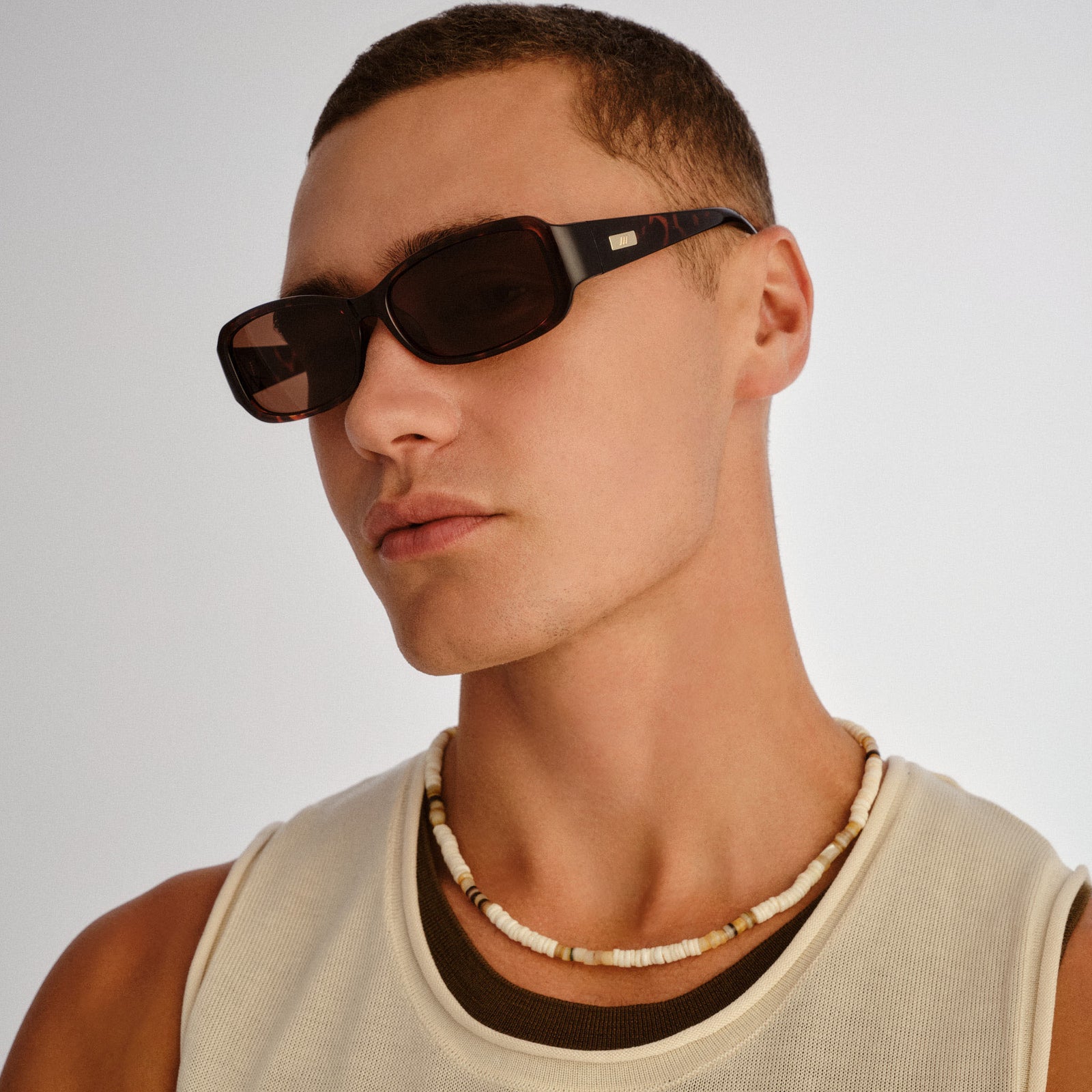 Gigglemug Tort Uni-Sex Rectangle Sunglasses | Le Specs