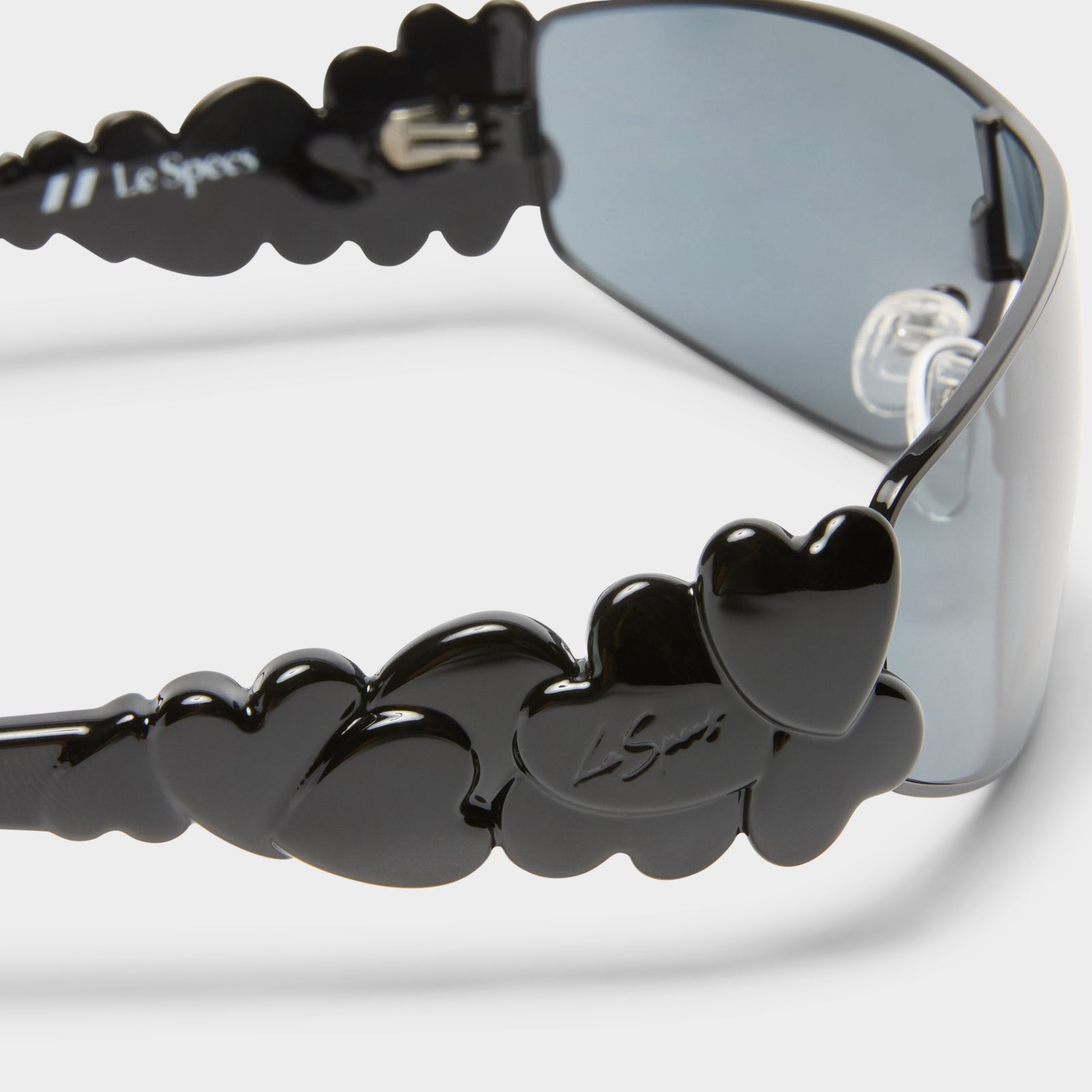 Temptress Black Female Shield Sunglasses | Le Specs