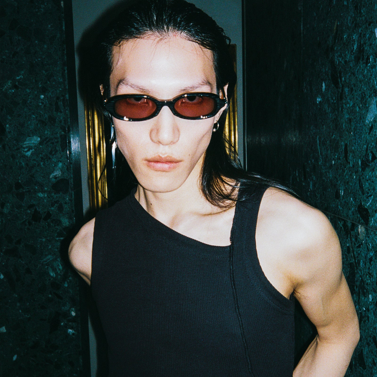 Lichtblick Scratched Black Uni-Sex Rectangle Sunglasses | Le Specs