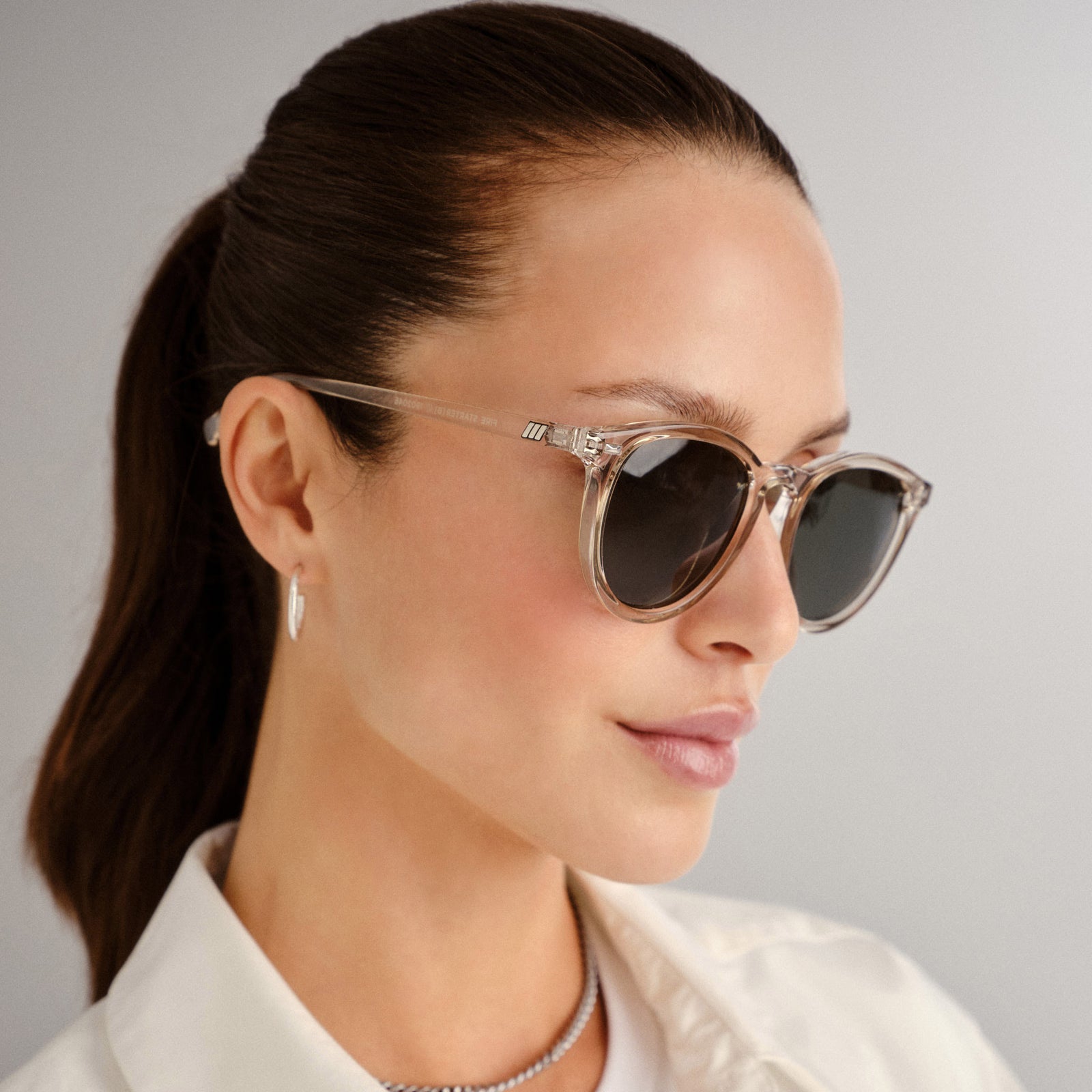 Fire Starter Stone Uni-Sex Round Sunglasses | Le Specs