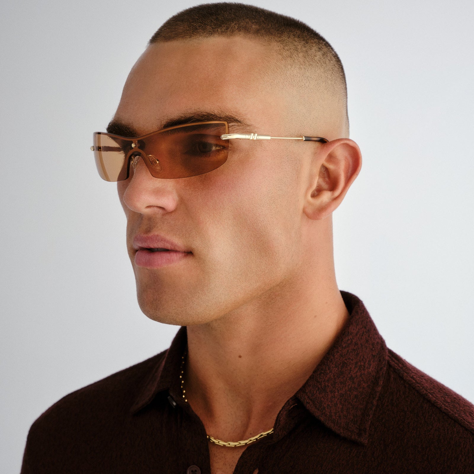 Velvetine Gold Uni-Sex Wrap Sunglasses | Le Specs