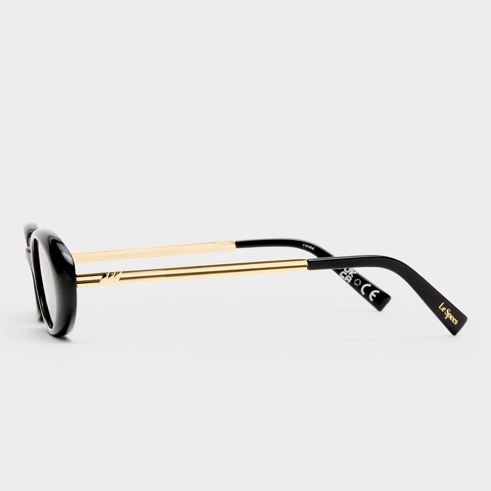 Magnifique Black Female Oval Sunglasses | Le Specs