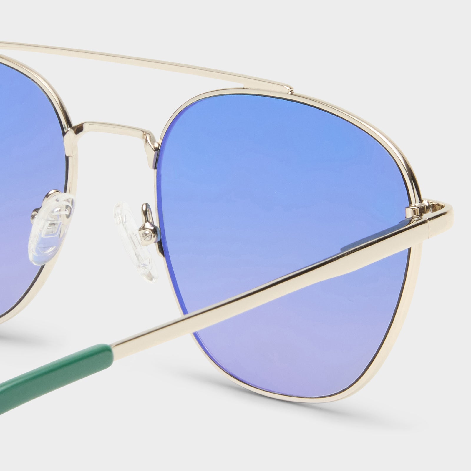 Metaphor Gold Uni-Sex Aviator Sunglasses | Le Specs