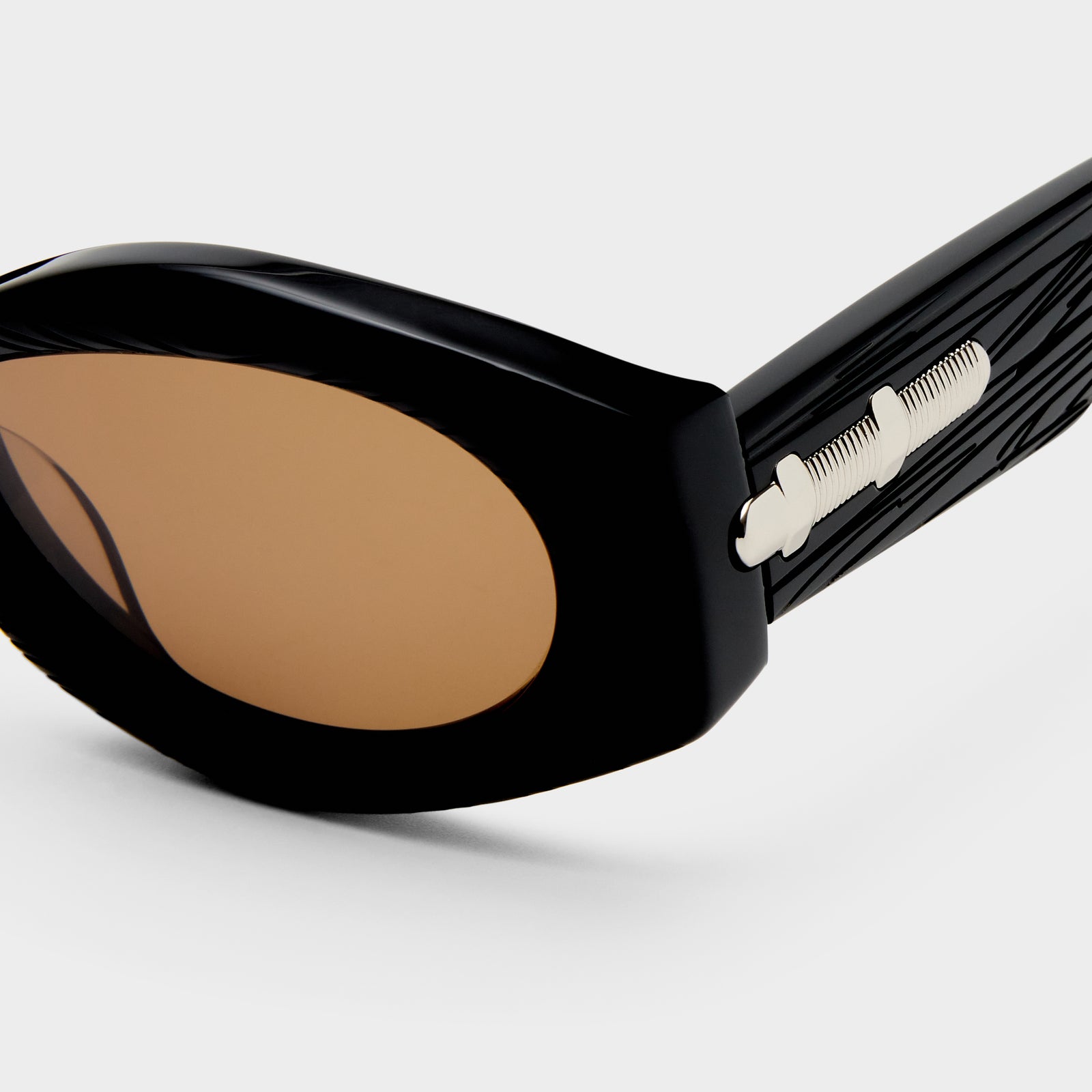 Wanderlust Scratched Black Uni-Sex Oval Sunglasses | Le Specs