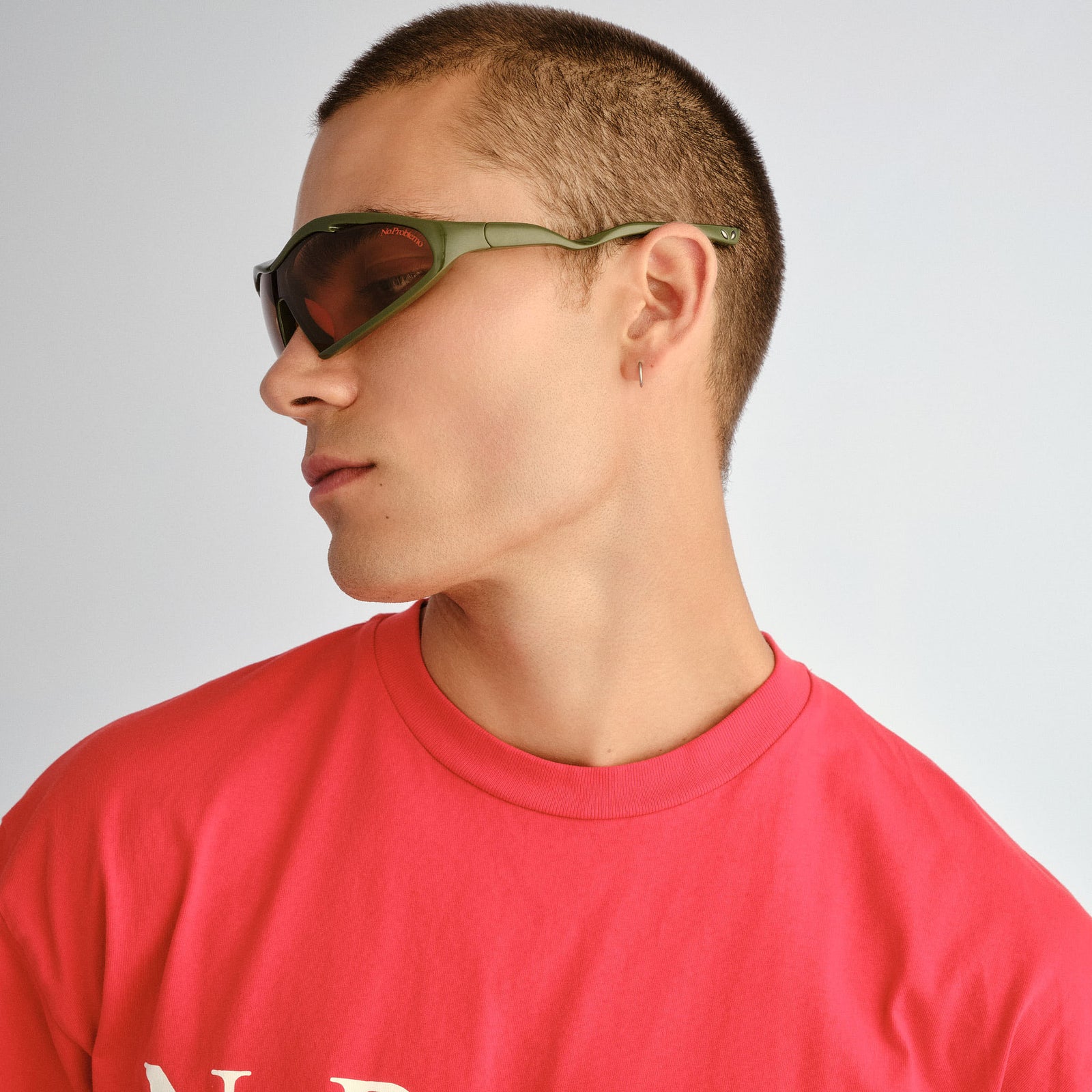 Flux Chrome Dark Green Uni-Sex Shield Sunglasses | Le Specs