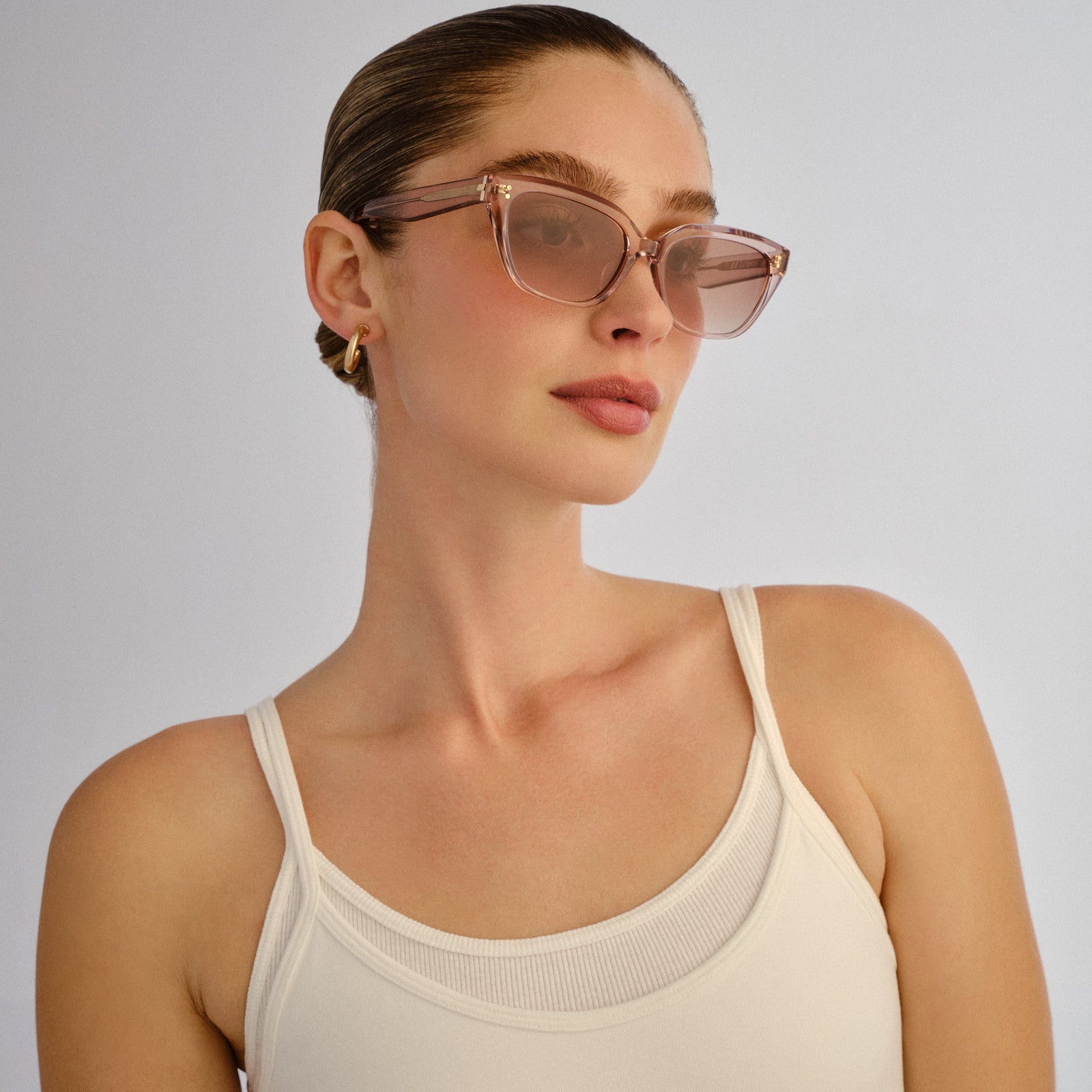 Horizon Rosewater Female D-Frame Sunglasses | Le Specs