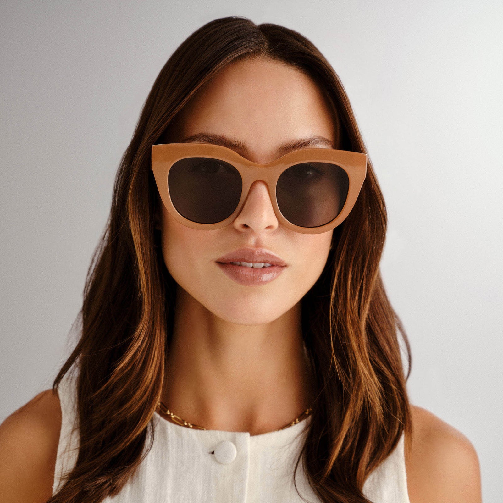 Air Heart Caramel Female Cat-Eye Sunglasses | Le Specs