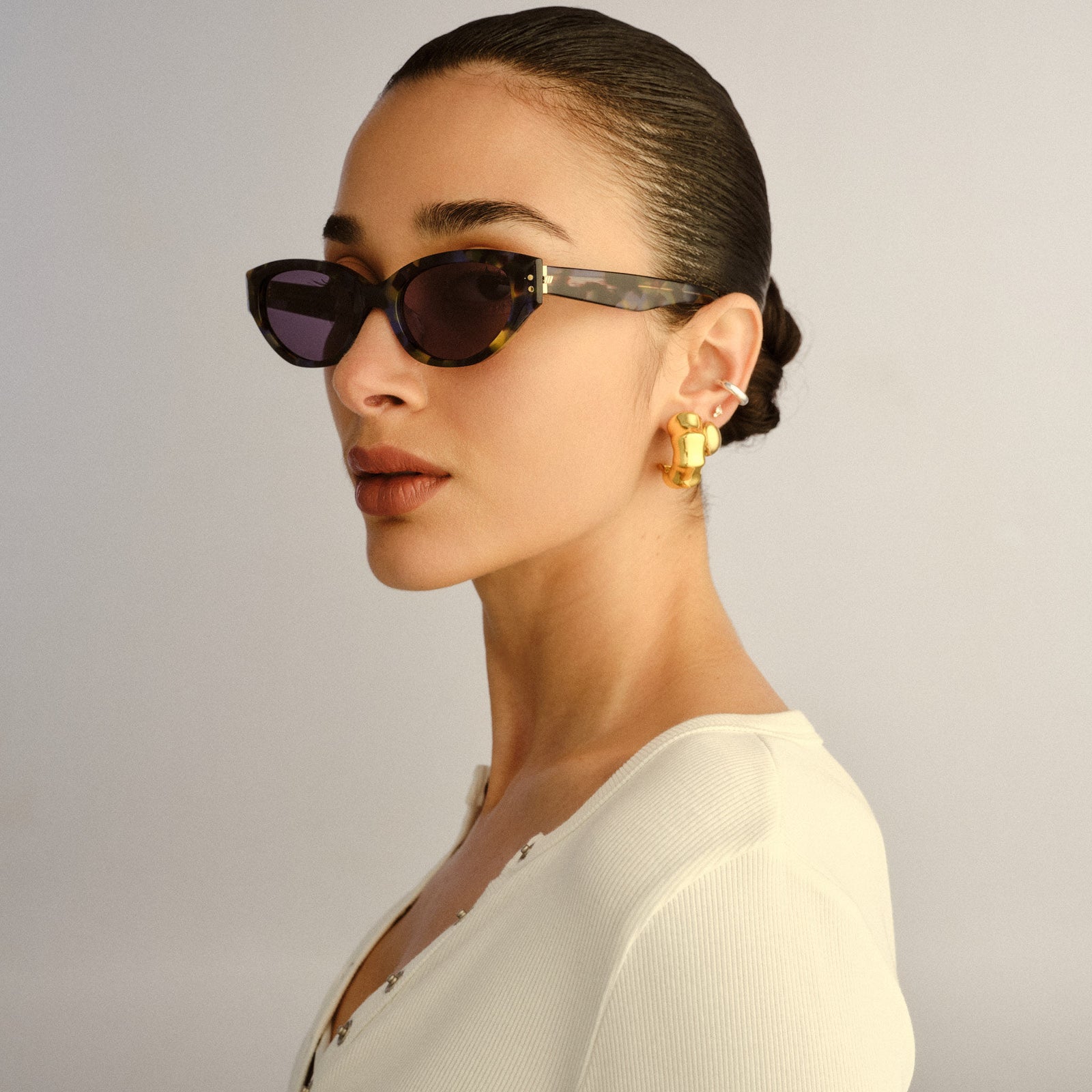 Halcyon Navy Tort Female Cat-Eye Sunglasses | Le Specs