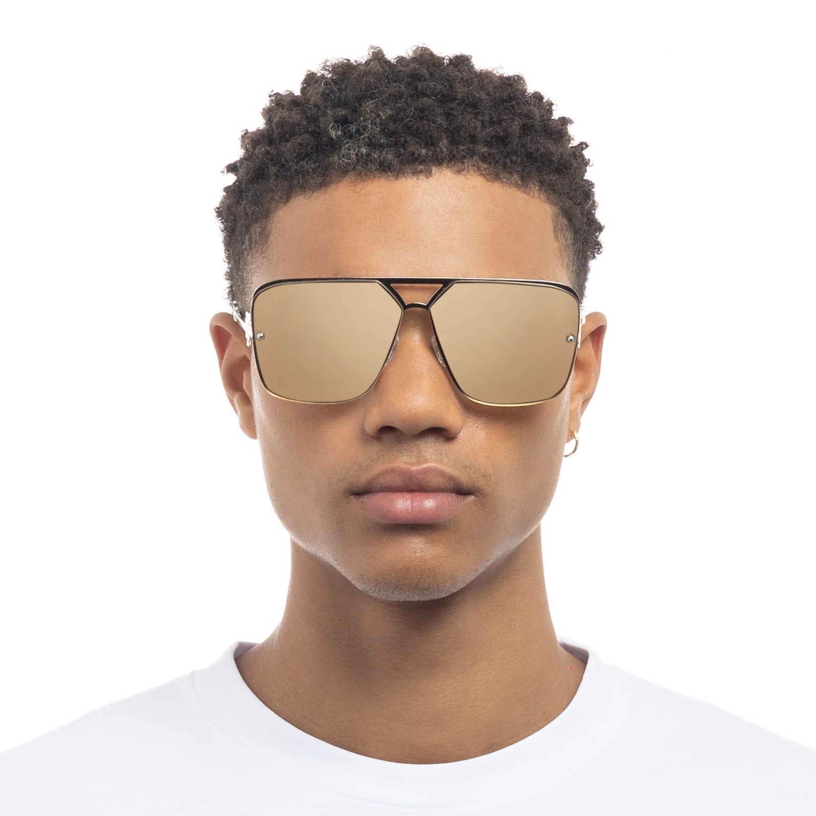 Metazoic Gold Female D-Frame Sunglasses | Le Specs