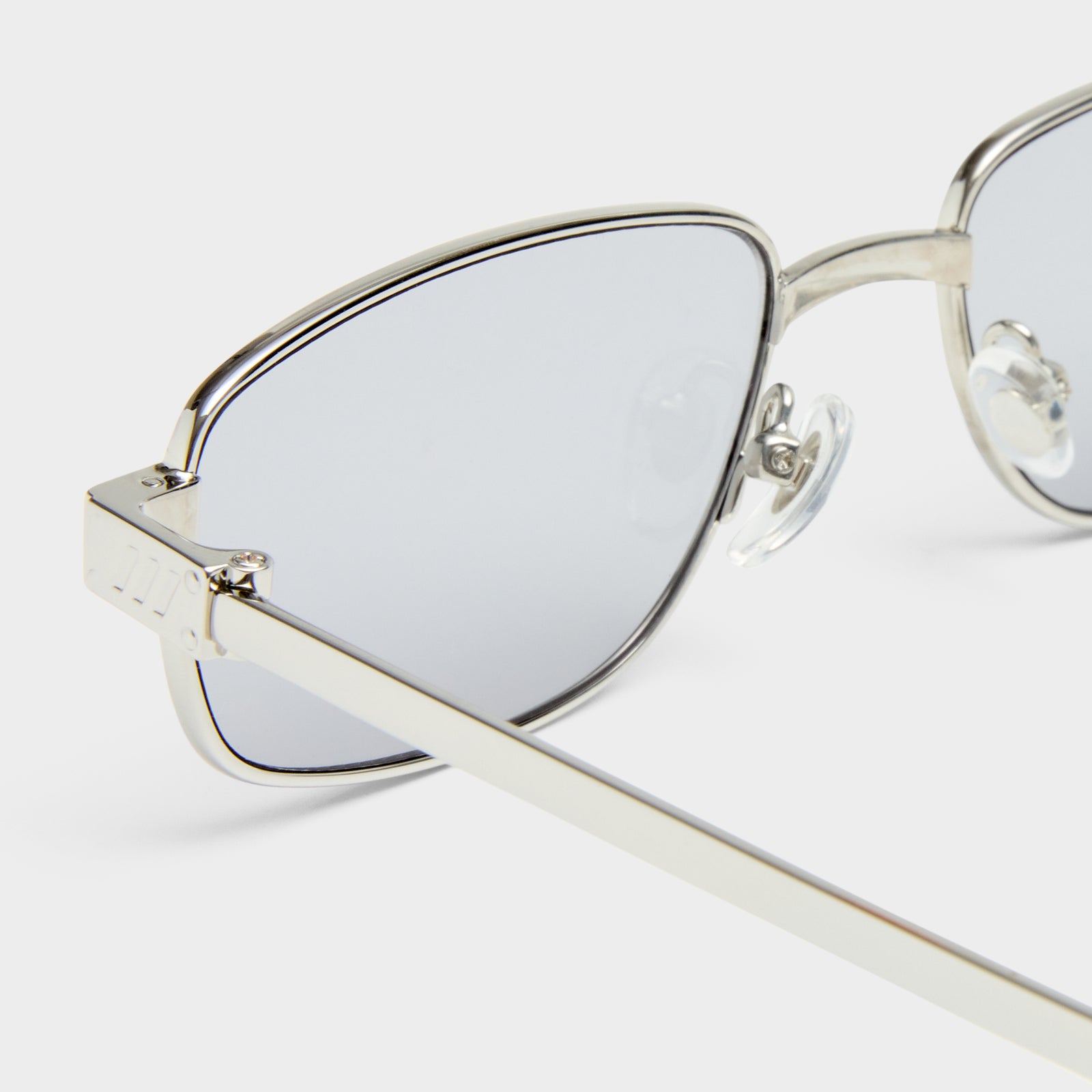 Torrid Silver Uni-Sex Rectangle Sunglasses | Le Specs