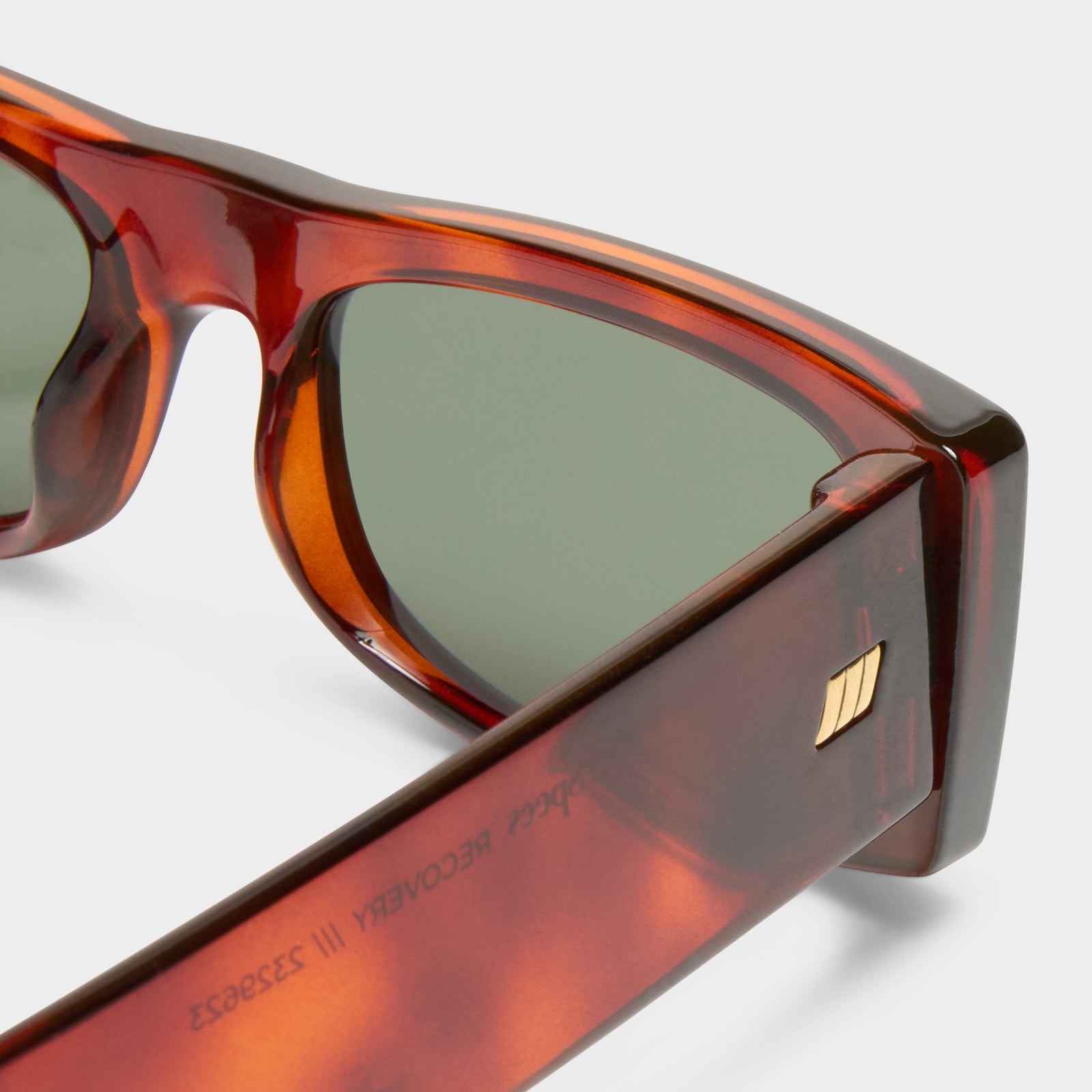 Recovery Toffee Tort Female Rectangle Sunglasses | Le Specs