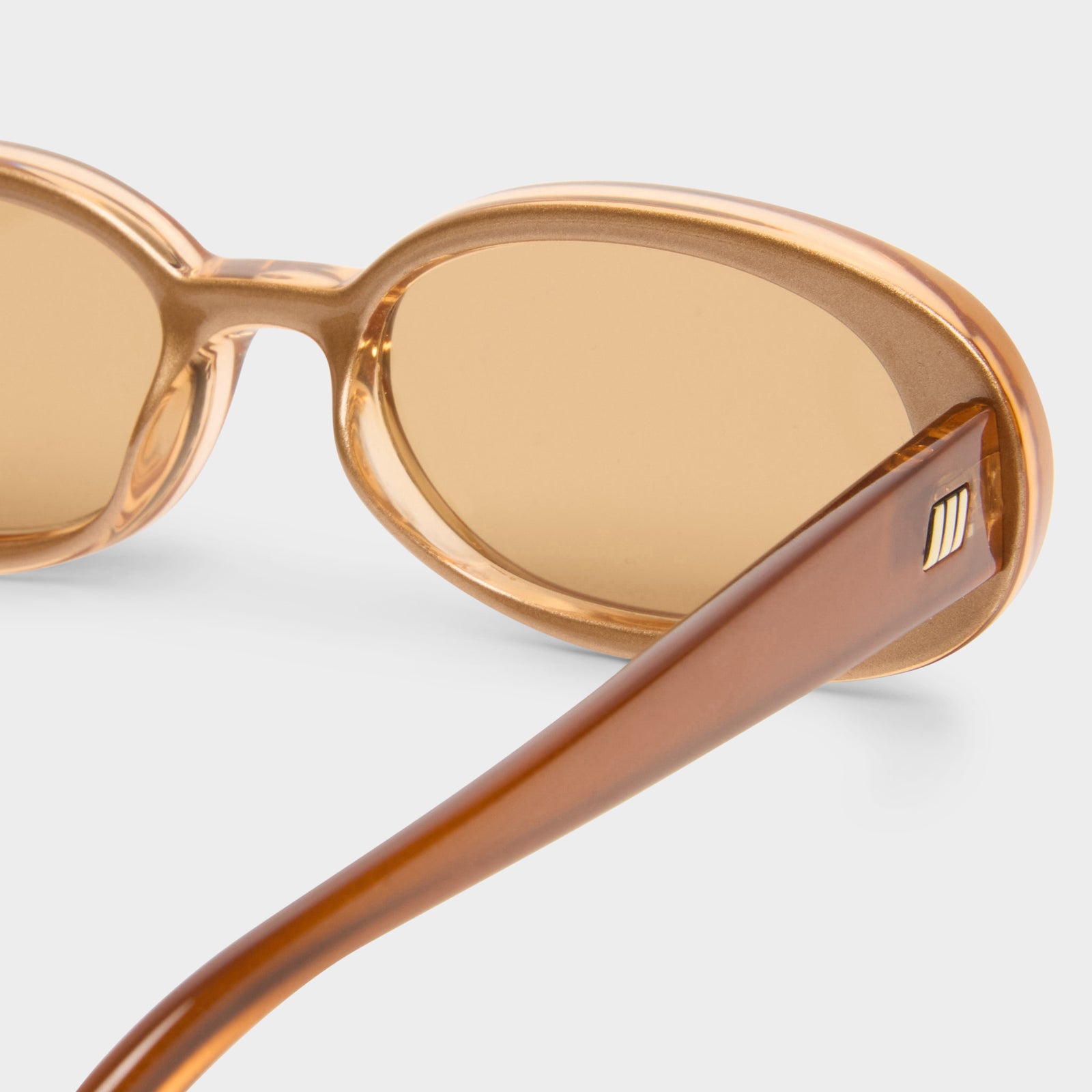 Outta Love Caramel Female Oval Sunglasses | Le Specs