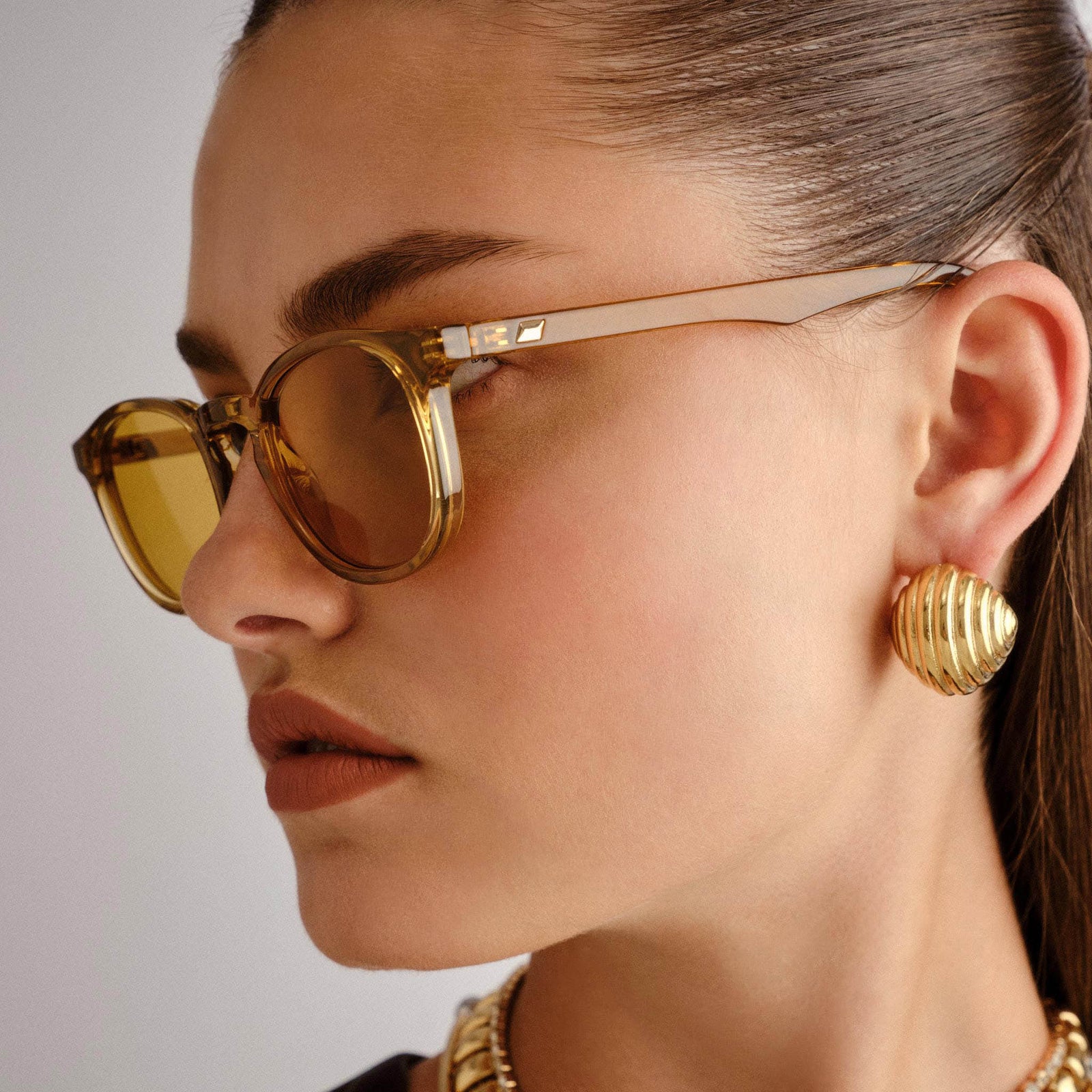 Club Royale Whiskey Uni-Sex Round Sunglasses | Le Specs