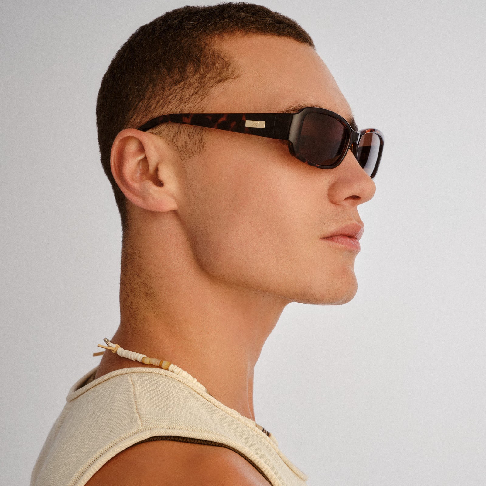 Gigglemug Tort Uni-Sex Rectangle Sunglasses | Le Specs
