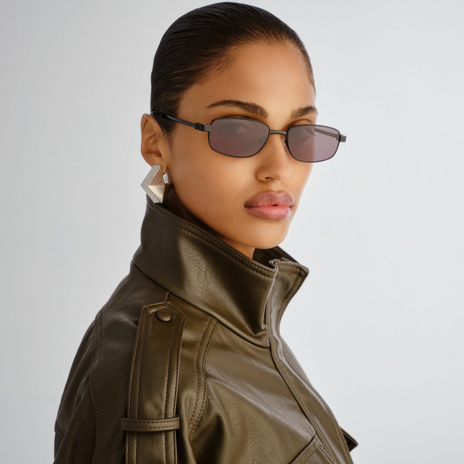 Torrid Black Uni-Sex Rectangle Sunglasses | Le Specs