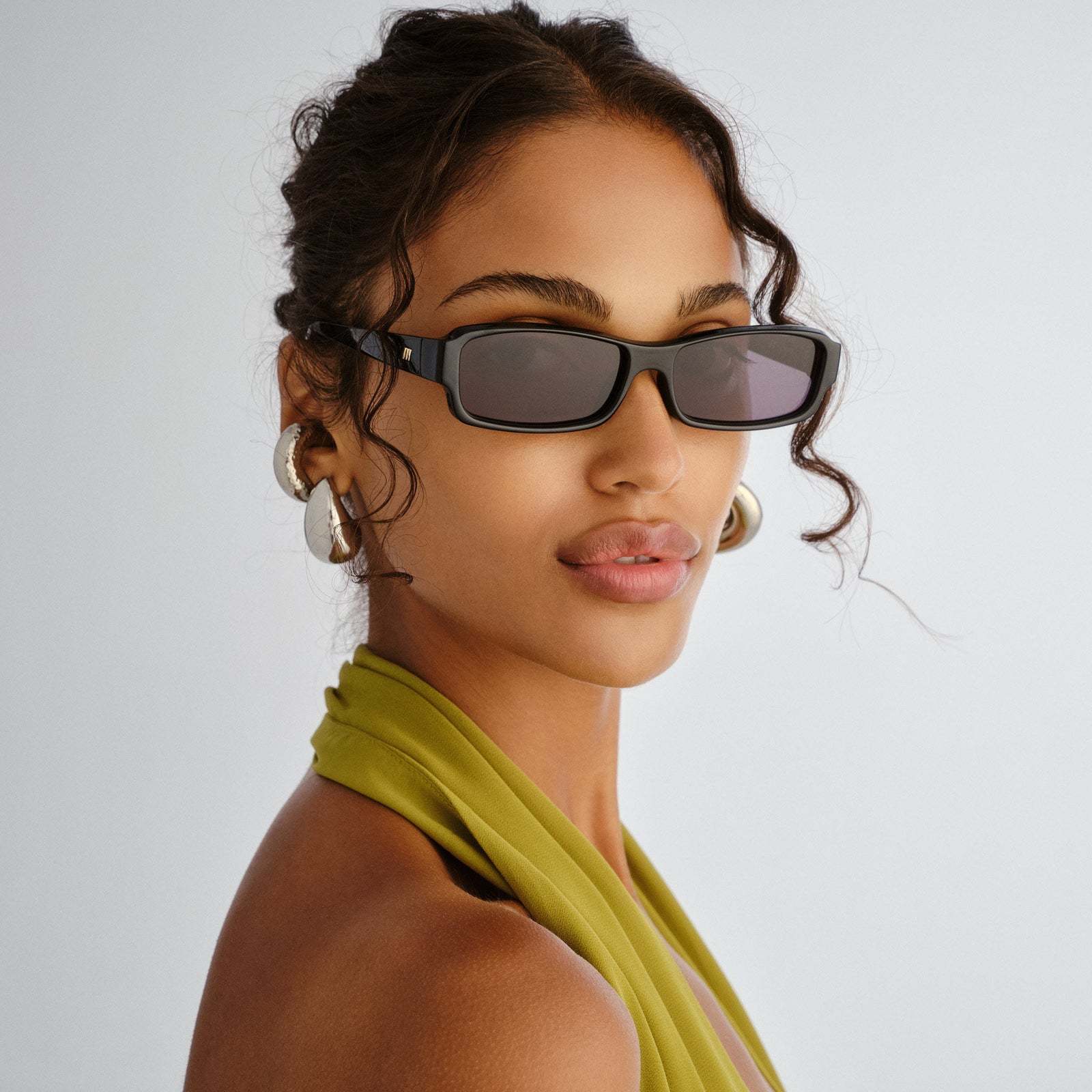 Dial Tone Black Uni-Sex Rectangle Sunglasses | Le Specs