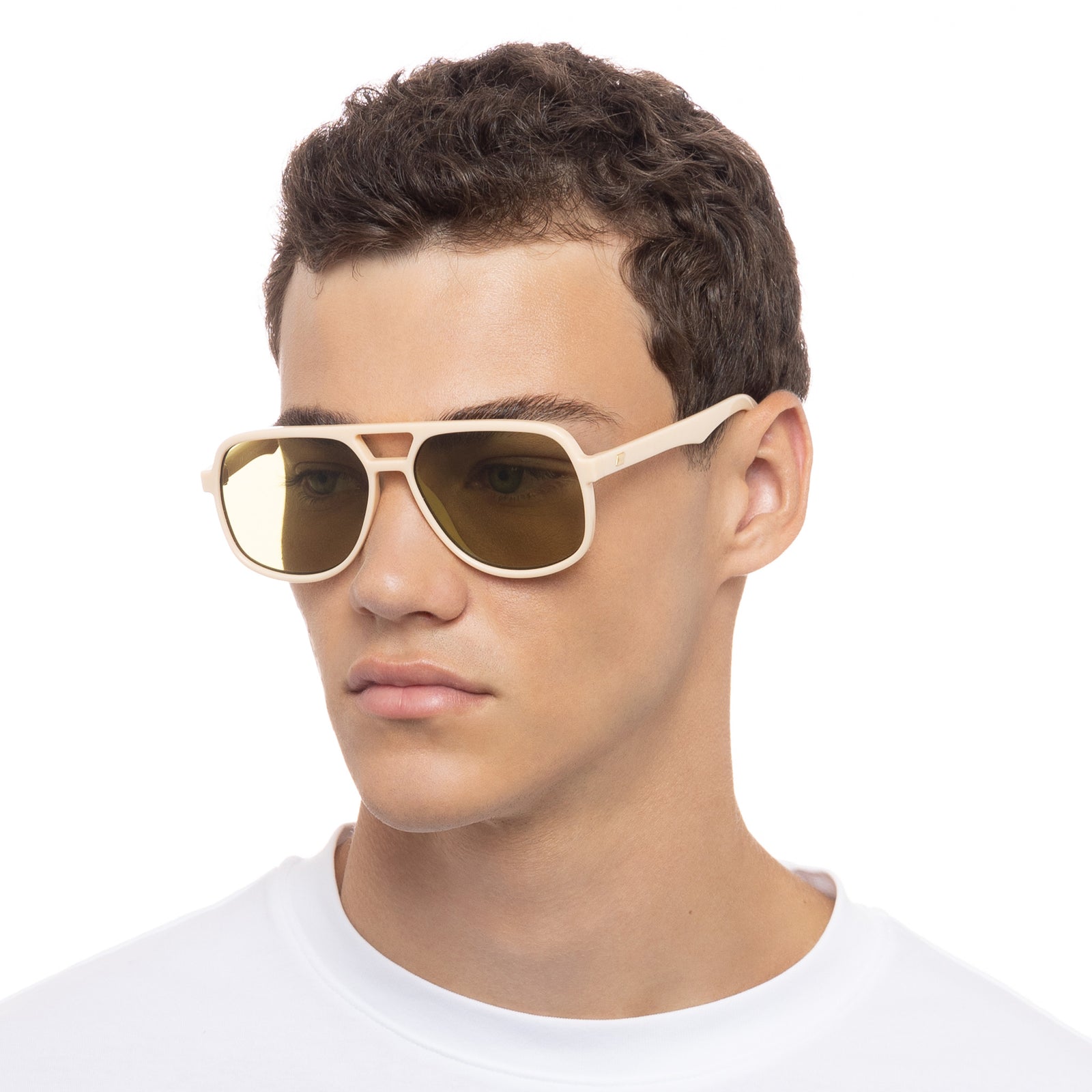 Trailbreaker Ivory Uni-Sex Aviator Sunglasses | Le Specs