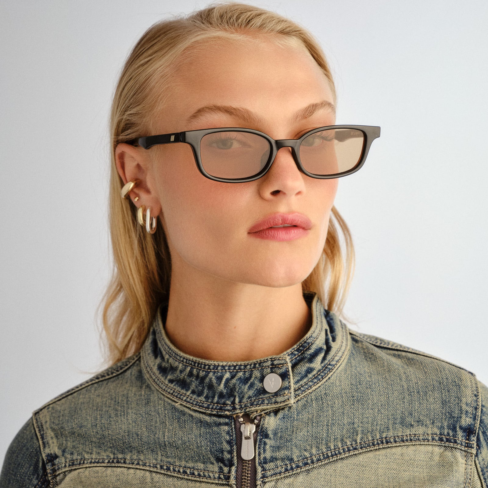 Echelon + Black Uni-Sex Rectangle Sunglasses | Le Specs