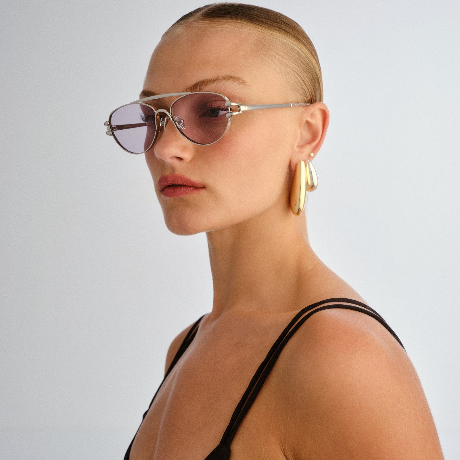 Numero Seis Bright Silver Female Aviator Sunglasses | Le Specs